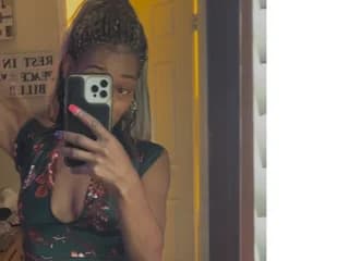 AaliyahMonica WebCAM 