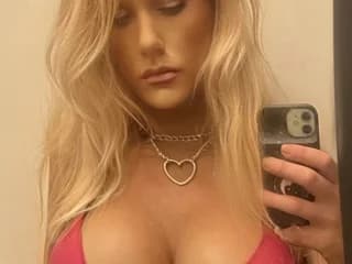 WebCAM of ClowdyGemmaRylee