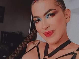 WebCAM of LuciaMarks