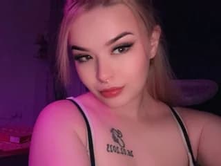 MillieRose_xo22 WebCAM 