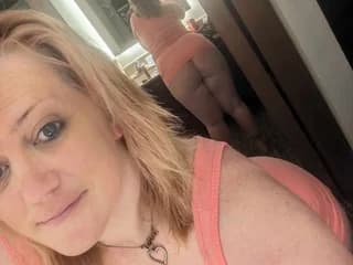 WebCAM de MyThroatWillThankU87