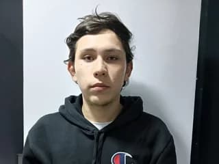 WebCAM of Naugthyhardsexboy