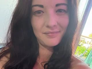 WebCAM of QueenieeSubxoxoxox