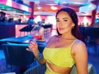 WebCAM di SOAKED_GYMGIRL_MILF_UK