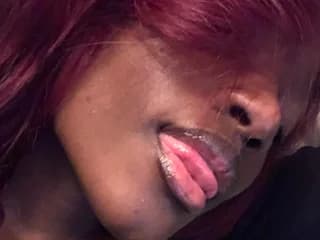 VictoriaJade74 WebCAM 